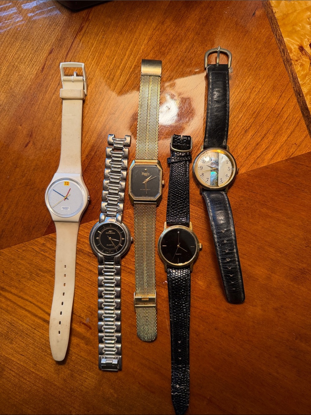 Mixed Lot of 5 Wrist Watches – Assorted Colors